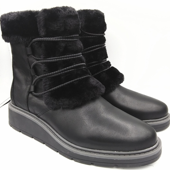 clarks boots size 9